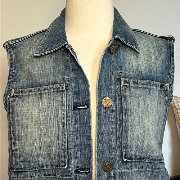 McGuire Denim Abby Rose Sleeveless Vest Button Closure light/med wash size XS - Picture 2 of 15